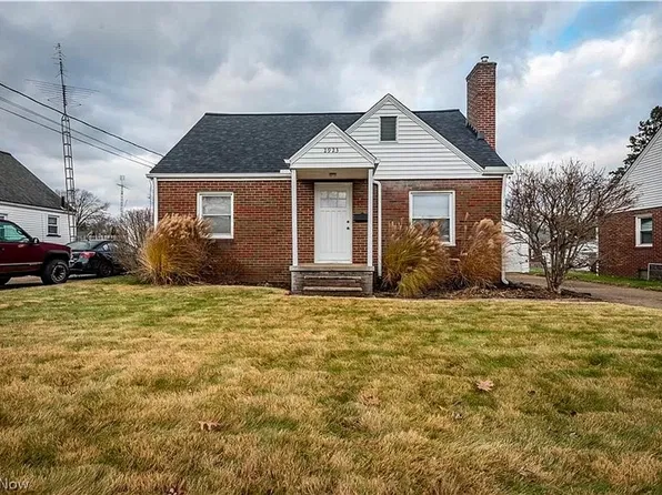 2923 Helen Pl NW, Canton, OH 44708