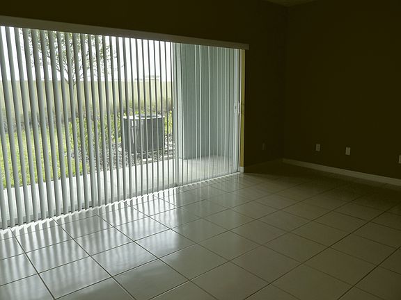 2nd image of 10754 Savannah Wood Dr #118