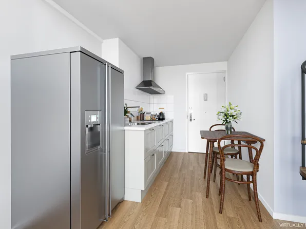 609 Columbus Avenue image 1 of 13