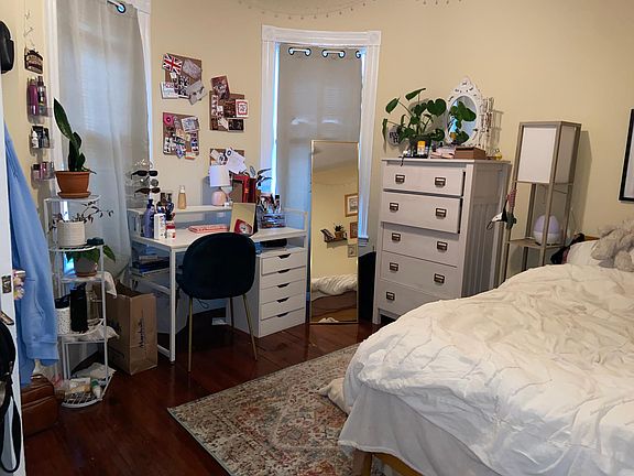 Bedroom #1