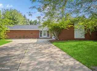 2701 Sheffield Dr, Mc Lean, IL 61704