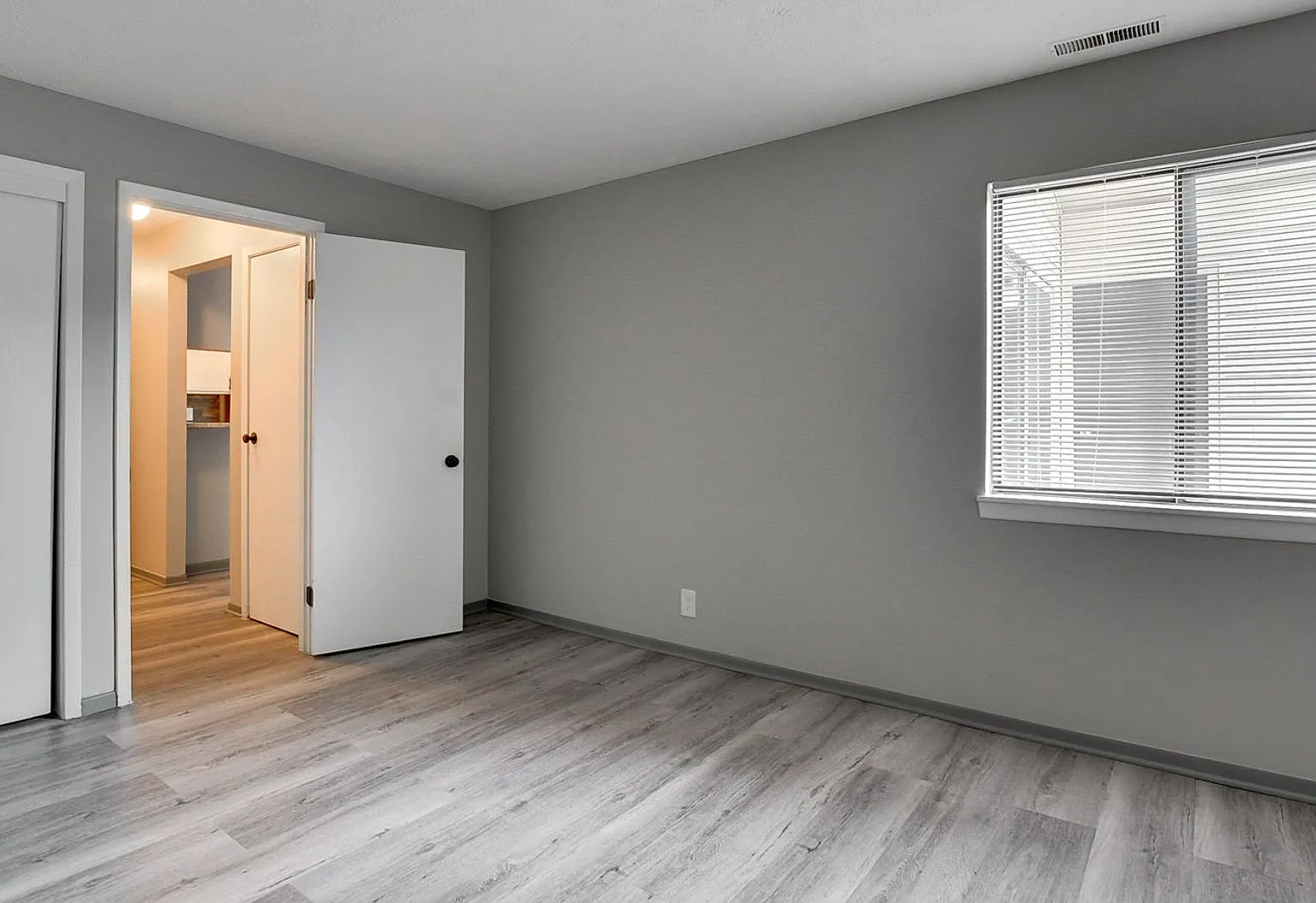 Reserve at the Knolls — Photo 1