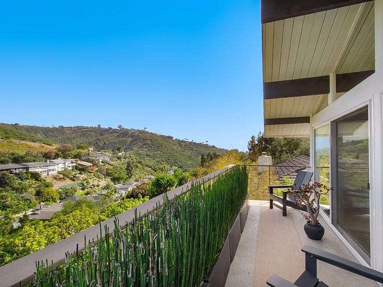 1495 Regatta Rd — Photo 26