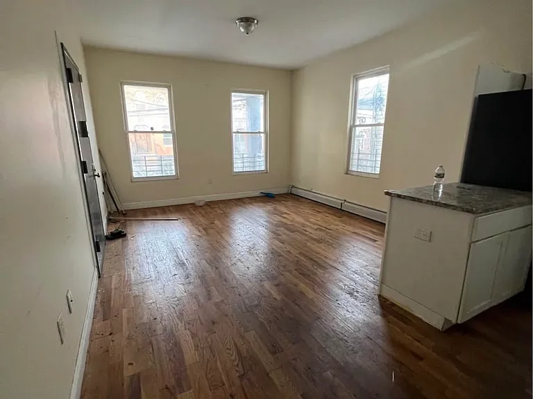 810 E 168th St #1 — Photo 1