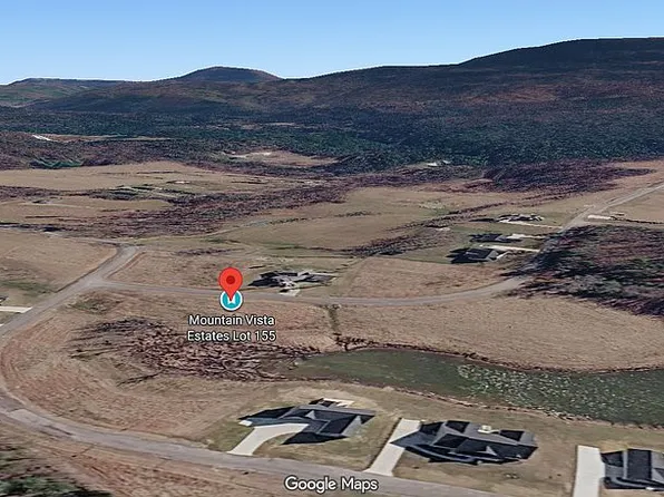1 Houston Dr, Crossville, TN 38555