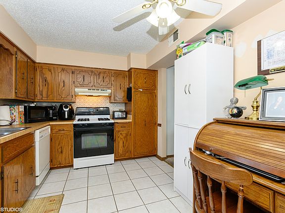 5th image of 8136 169th St APT 3W