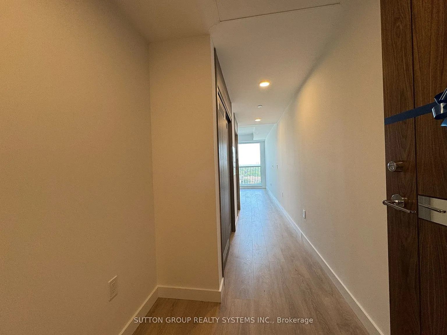 Studio, $1,750 — Photo 3