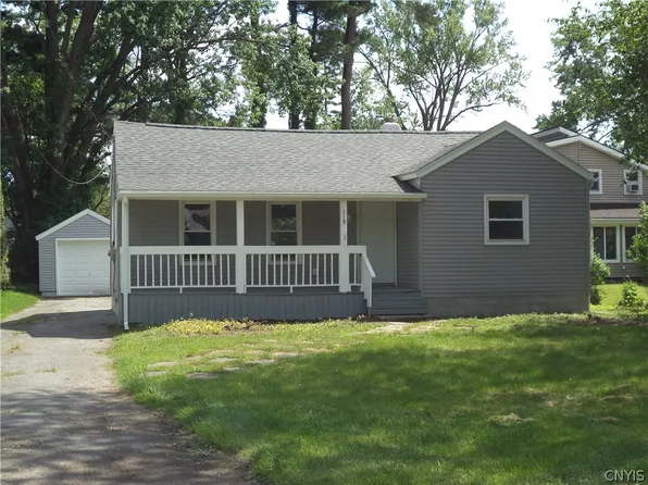 119 Elm St, North Syracuse, NY 13212