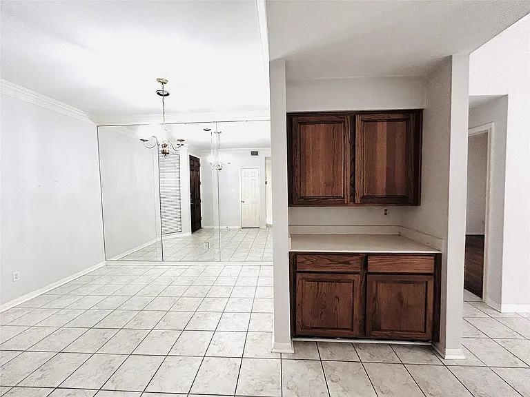 5200 Weslayan St #311 — Photo 6