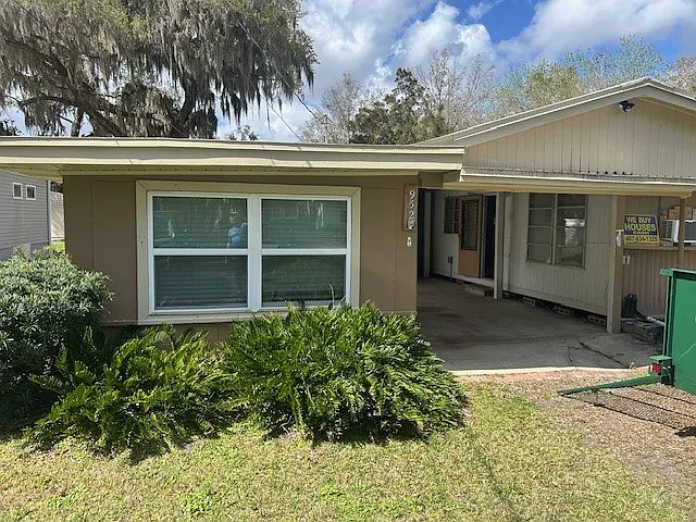 932 Lemon Bluff Rd — Photo 1