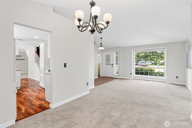 4th image of 8915 62nd Avenue Ct E
