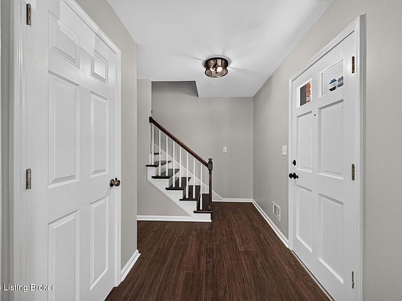 5th image of 513 Moser Rd