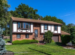 653 Beers St, Hazlet, NJ 07730