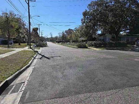 5th image of 737 Westgate Dr