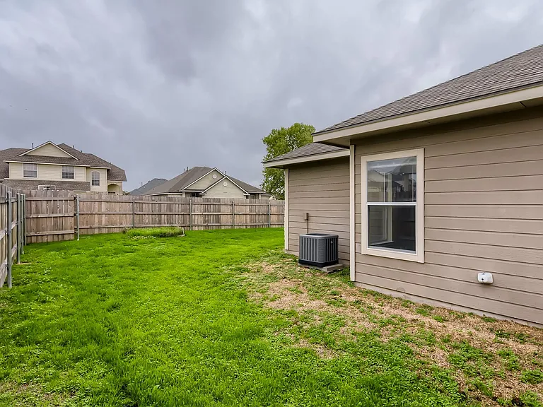 2858 Southampton Way #A — Photo 24