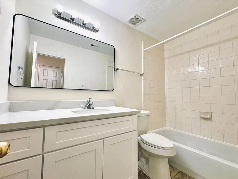 5906 Llano Creek Dr — Photo 24