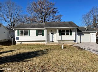 304 Red Oak Ln, Cresson, PA 16630