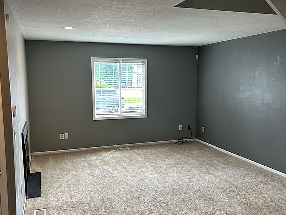 5th image of 5843 Staghorn Dr #5843