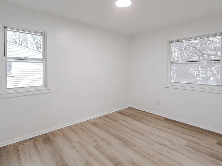 34111 Decatur Ct #34111 — Photo 5