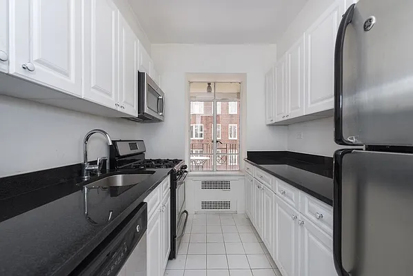 Rented by Bold New York | media 3