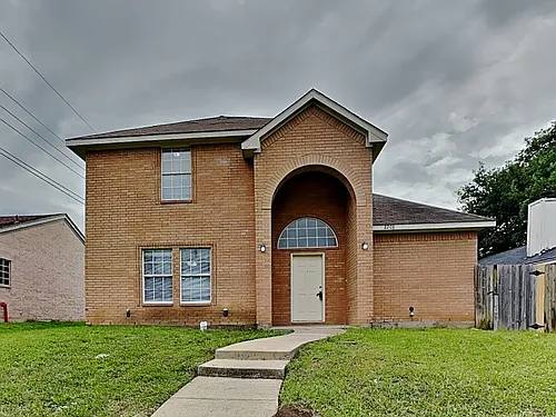 2208 Rodney Ln Photo 1