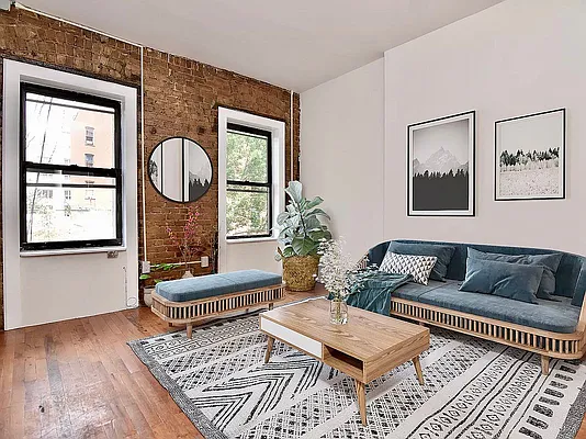 Rented by Bohemia Realty Group | media 10