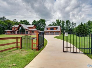 1861 Blake Bottom Rd NW, Huntsville, AL 35806