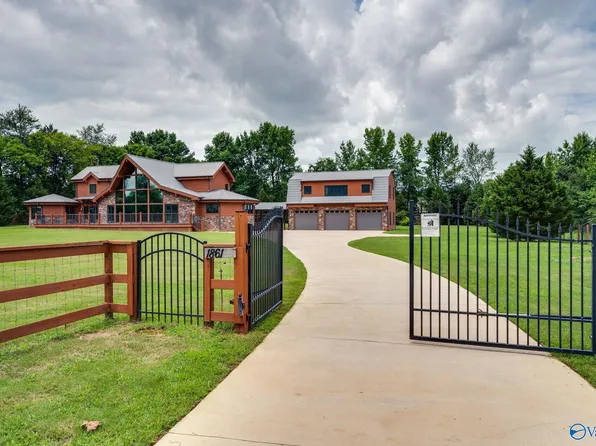 1861 Blake Bottom Rd NW, Huntsville, AL 35806