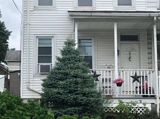 1096 W Berwick St, Easton, PA 18042