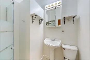 700 W Schubert Ave #1R — Photo 8