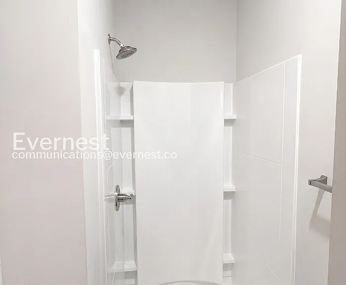 136 Culver St — Photo 14