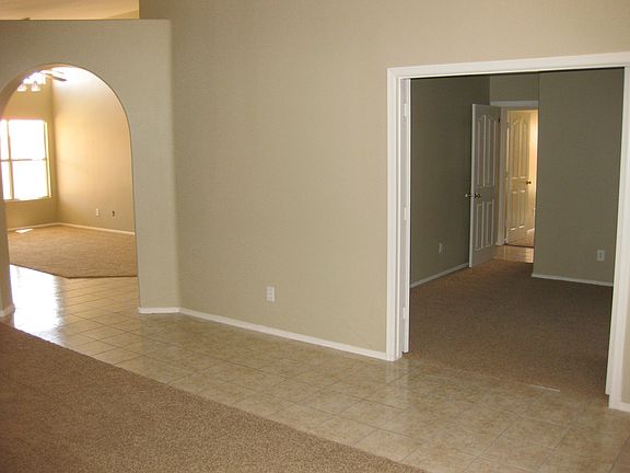 5th image of 6943 E Lomita Ave
