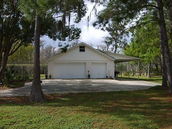 3 Car Garage w/workshop