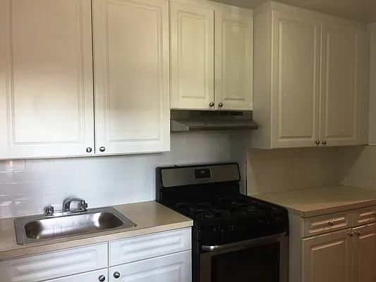 Rented by Prime Realty | media 26