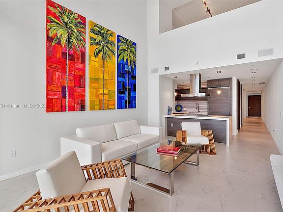 5th image of 1100 Biscayne Blvd Unit 6105
