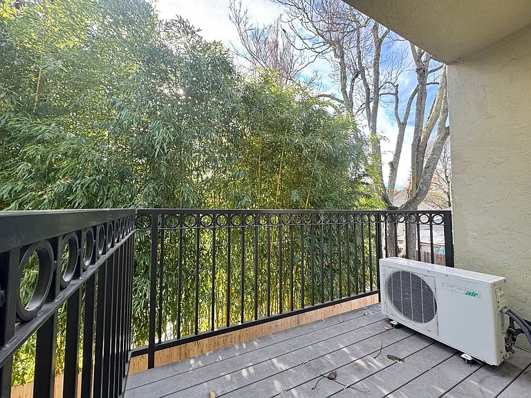 471 Cross St #473 — Photo 7