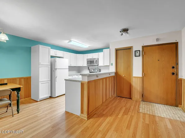 8515 Jewel Lake Rd Unit 25, Anchorage, AK 99502