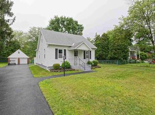 2720 Curry Rd, Schenectady, NY 12303