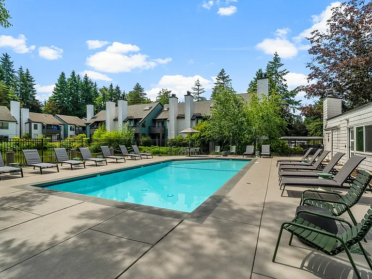 Sparkling Outdoor Pool at The Lakes Apartments in Bellevue, WA 98007