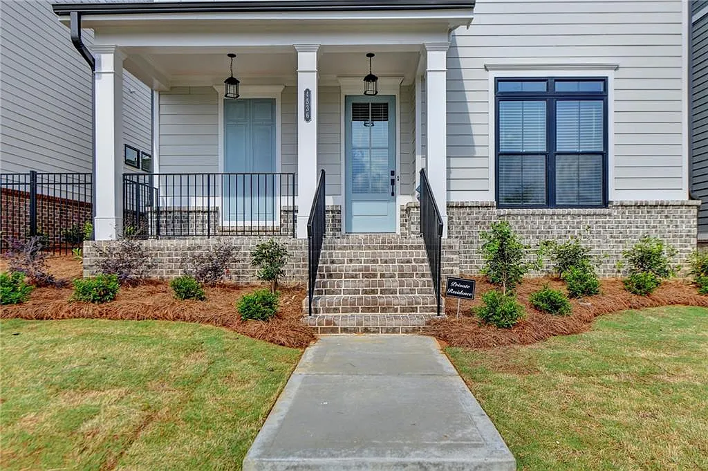 4 bed, 3.5 bath, 2300 sqft, $3,950 — Photo 3