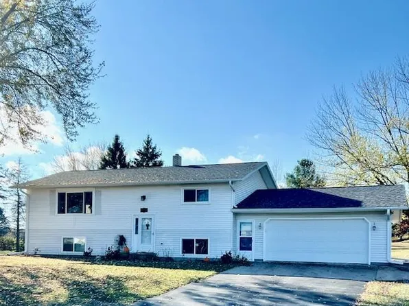 N6947 Gaynor DRIVE, Holmen, WI 54636
