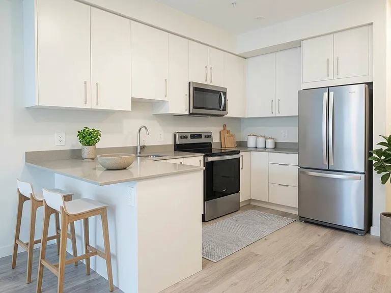 4322 Franklin Ave — Photo 14