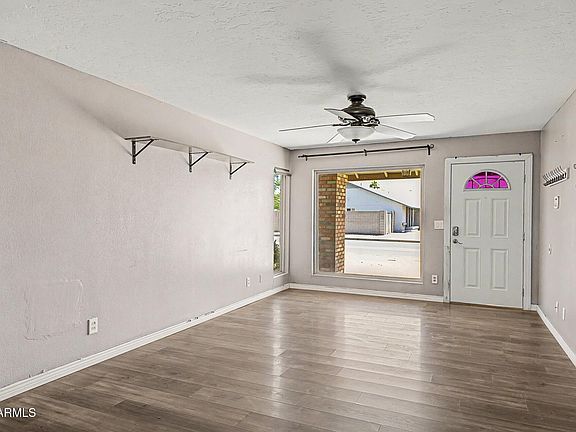 4th image of 20826 N 15TH Avenue