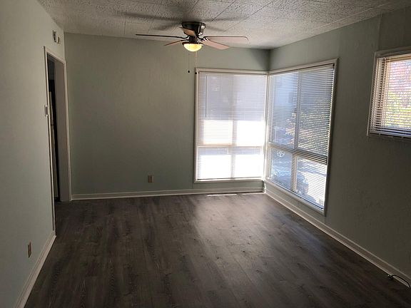 3rd image of 519 Richardson St