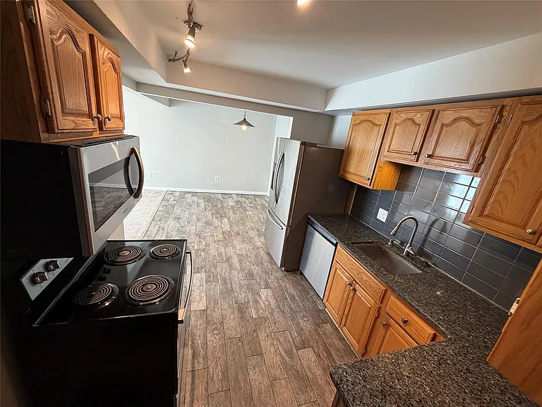 29828 City Center Dr #1 — Photo 13
