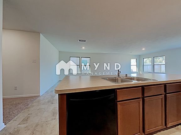 4th image of 6506 White Tail Ct
