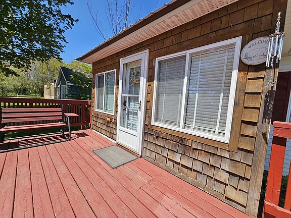 5th image of 17306 W Davis St