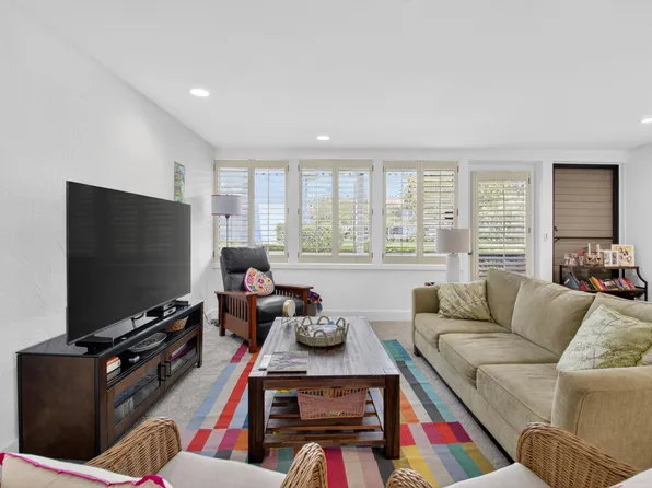 19981 Boca West Drive #19981, Boca Raton, FL 33434