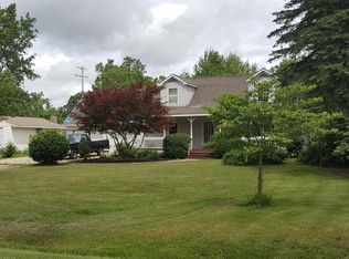 1387 S Byron Rd, Lennon, MI 48449