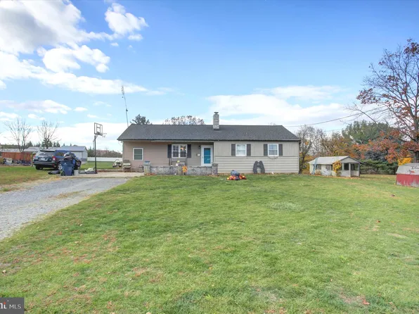 2688 Rocky Spring Rd, Chambersburg, PA 17201